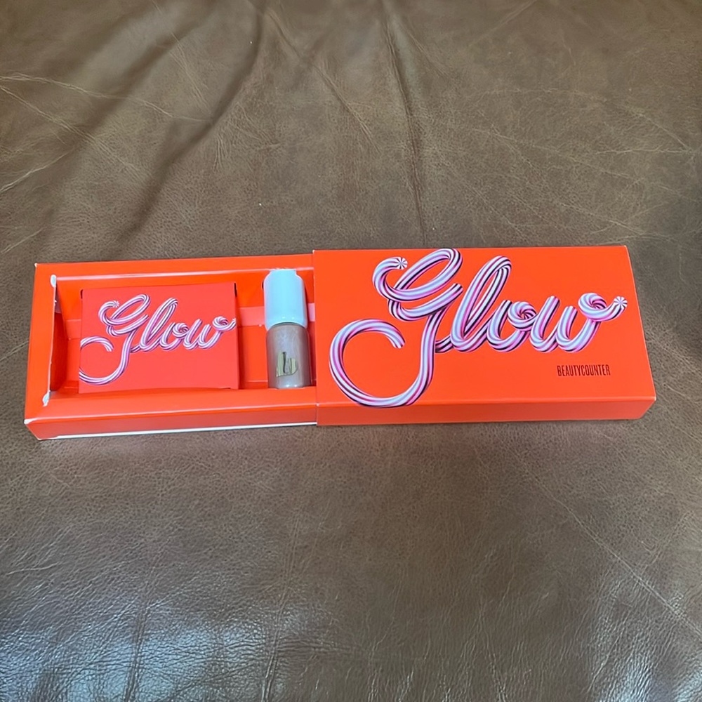 Beautycounter shimmer and glow makeup set